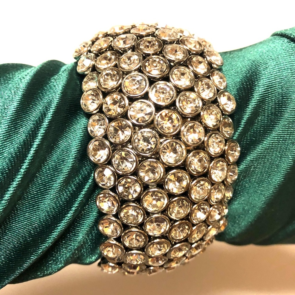 Rhinestone Stretch Bracelet - Picture 4 of 5